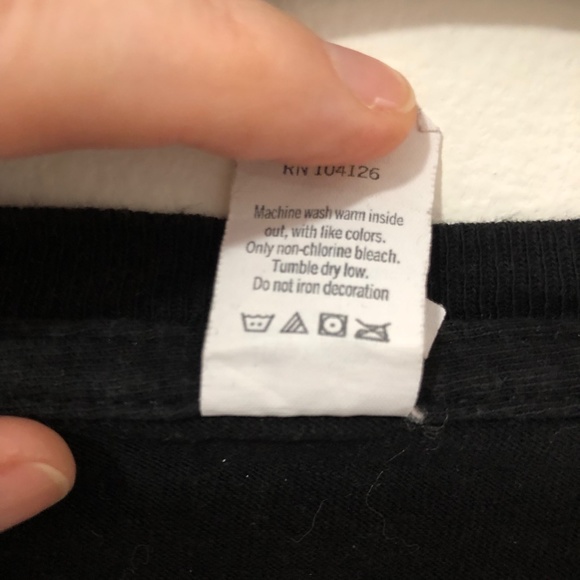 Madonna MDNA Concert Tour Tee (Toronto Show) - Size Small - Picture 6 of 6